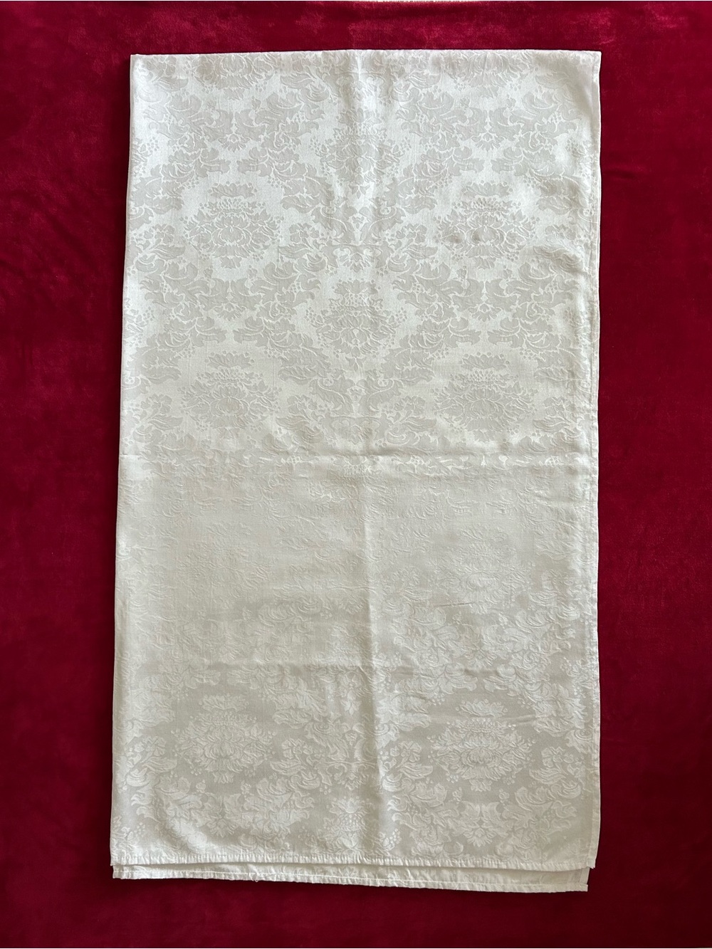 Floral Damask Tablecloth Elegant Formal 58" x 101" White Holiday Dining